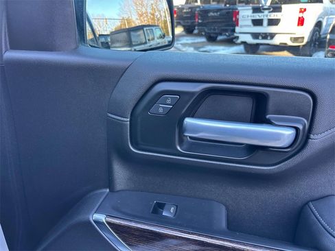 Used 2021 GMC Sierra 1500 Elevation w/ Preferred Package image 16