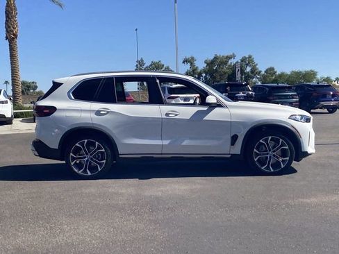 Used 2026 BMW X5 sDrive40i w/ Climate Comfort Package image 5