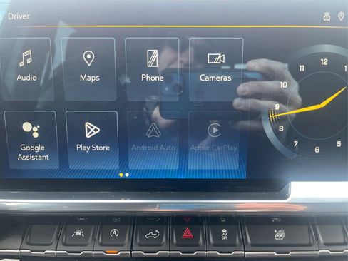 Used 2023 Chevrolet Silverado 1500 LT w/ Convenience Package II image 14