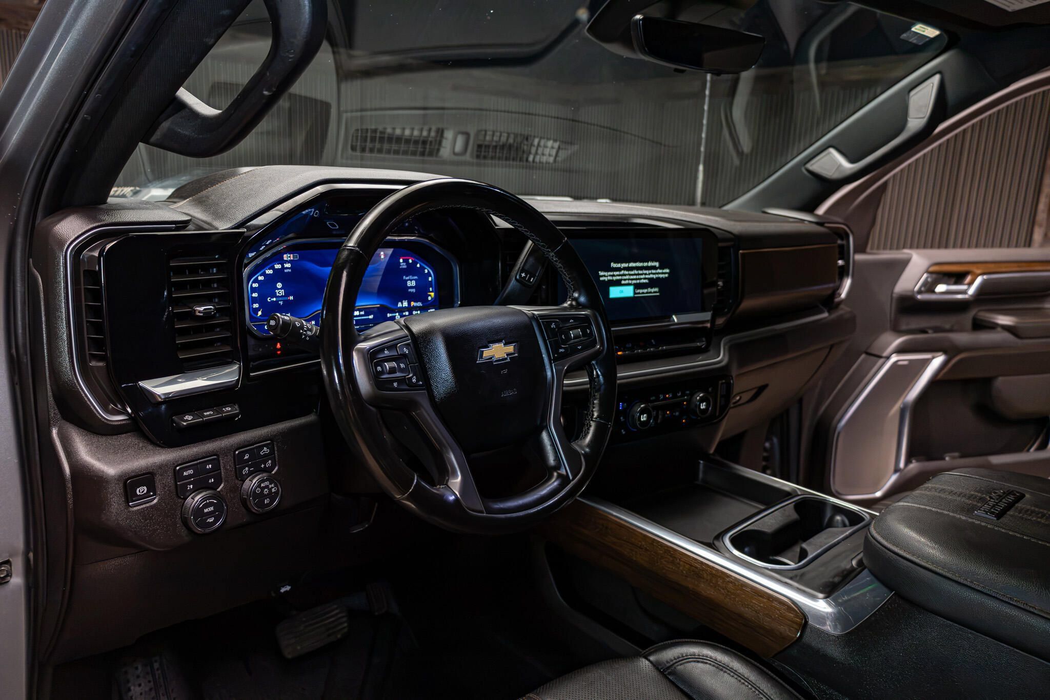 Used 2024 Chevrolet Silverado 3500 High Country w/ High Country Premium Package AWD/4WD image 13