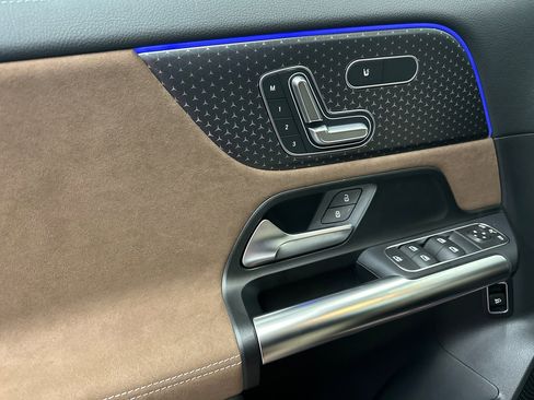 Used 2026 Mercedes-Benz GLA 250 4MATIC image 35