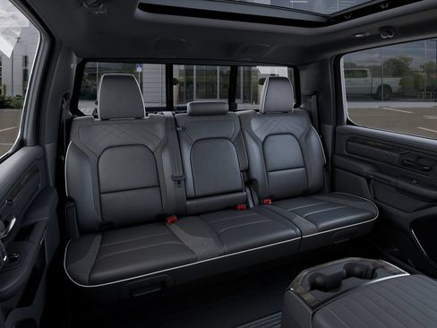 New 2025 RAM 1500 Limited AWD/4WD image 16