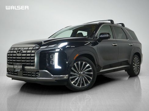 Used 2024 Hyundai Palisade Calligraphy image 1
