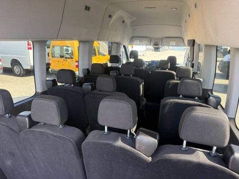 Used 2023 Ford Transit 350 XLT RWD image 14