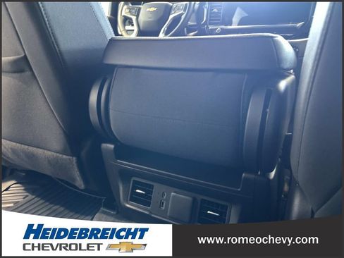 Used 2024 Chevrolet Silverado 1500 LT AWD/4WD image 17