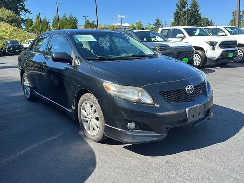 Used 2010 Toyota Corolla S FWD image 4