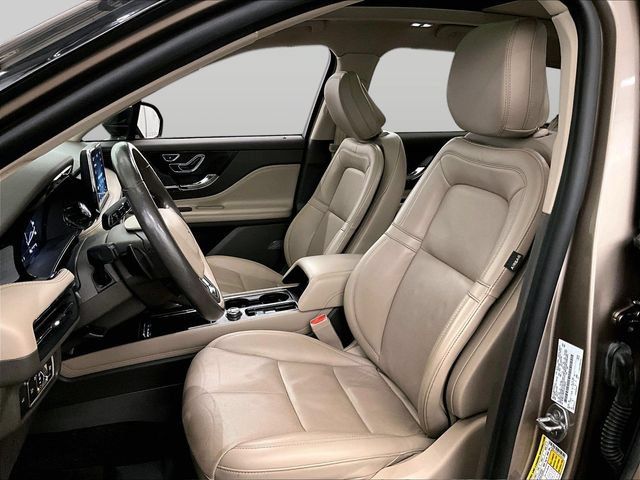 Used 2020 Lincoln Corsair AWD w/ Premium Package image 24