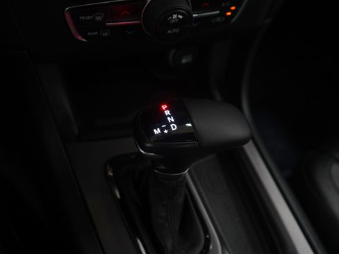 Used 2020 Dodge Charger SXT w/ Plus Group image 22