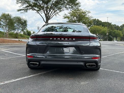 New 2025 Porsche Panamera 4 image 6