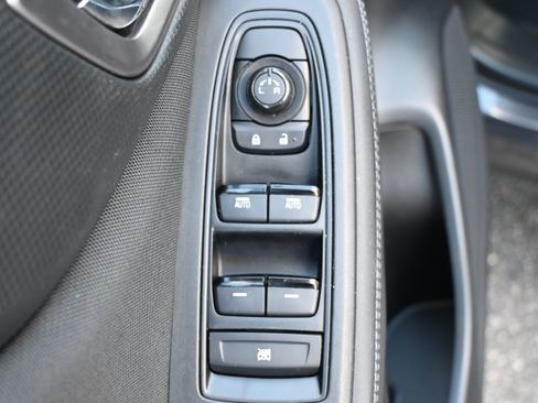 Certified 2021 Subaru Forester Premium AWD/4WD image 15