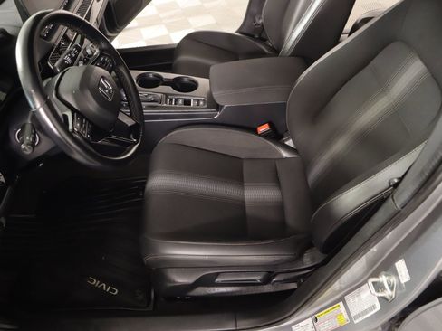 Used 2024 Honda Civic Sport image 10