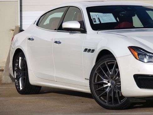 Used 2018 Maserati Quattroporte S GranSport Q4 image 19