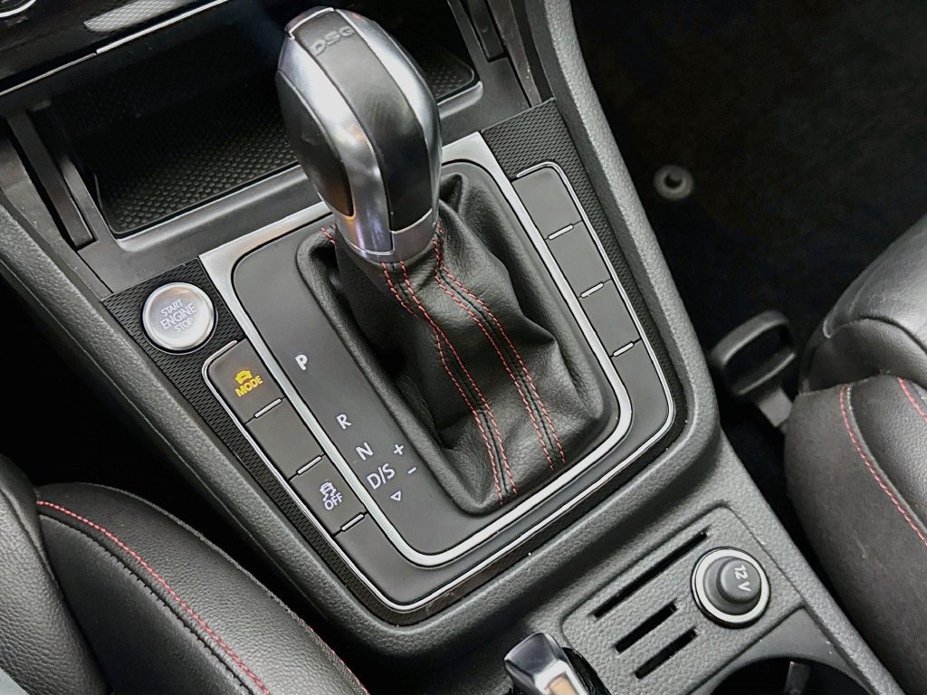 Used 2017 Volkswagen GTI Autobahn FWD image 20