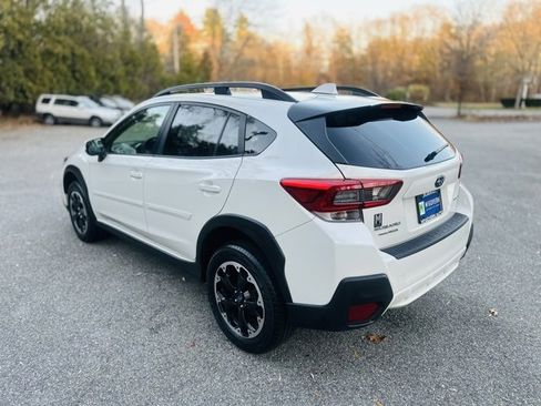 Used 2023 Subaru Crosstrek 2.0i Premium image 8