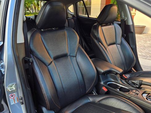 Used 2020 Subaru Crosstrek 2.0i Limited w/ Moonroof Package w/Navigation AWD/4WD image 32