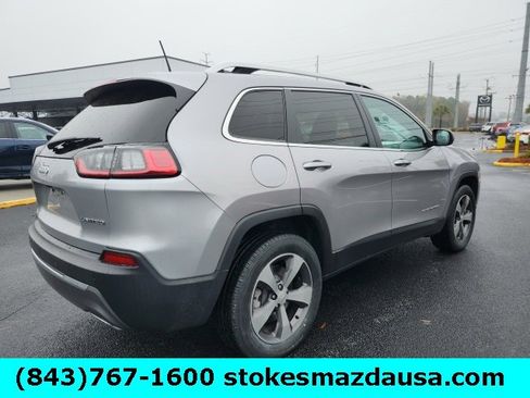 Used 2020 Jeep Cherokee Limited image 7