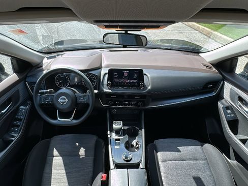 Certified 2023 Nissan Rogue SV image 25