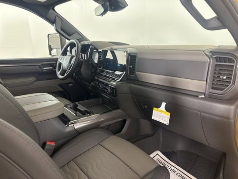 New 2025 Chevrolet Silverado 2500 ZR2 w/ Technology Package image 19