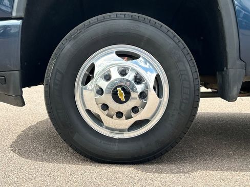 Used 2022 Chevrolet Silverado 3500 High Country w/ Safety Package II AWD/4WD image 27