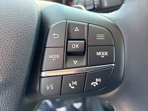 Used 2025 Ford Maverick Lobo AWD/4WD image 30