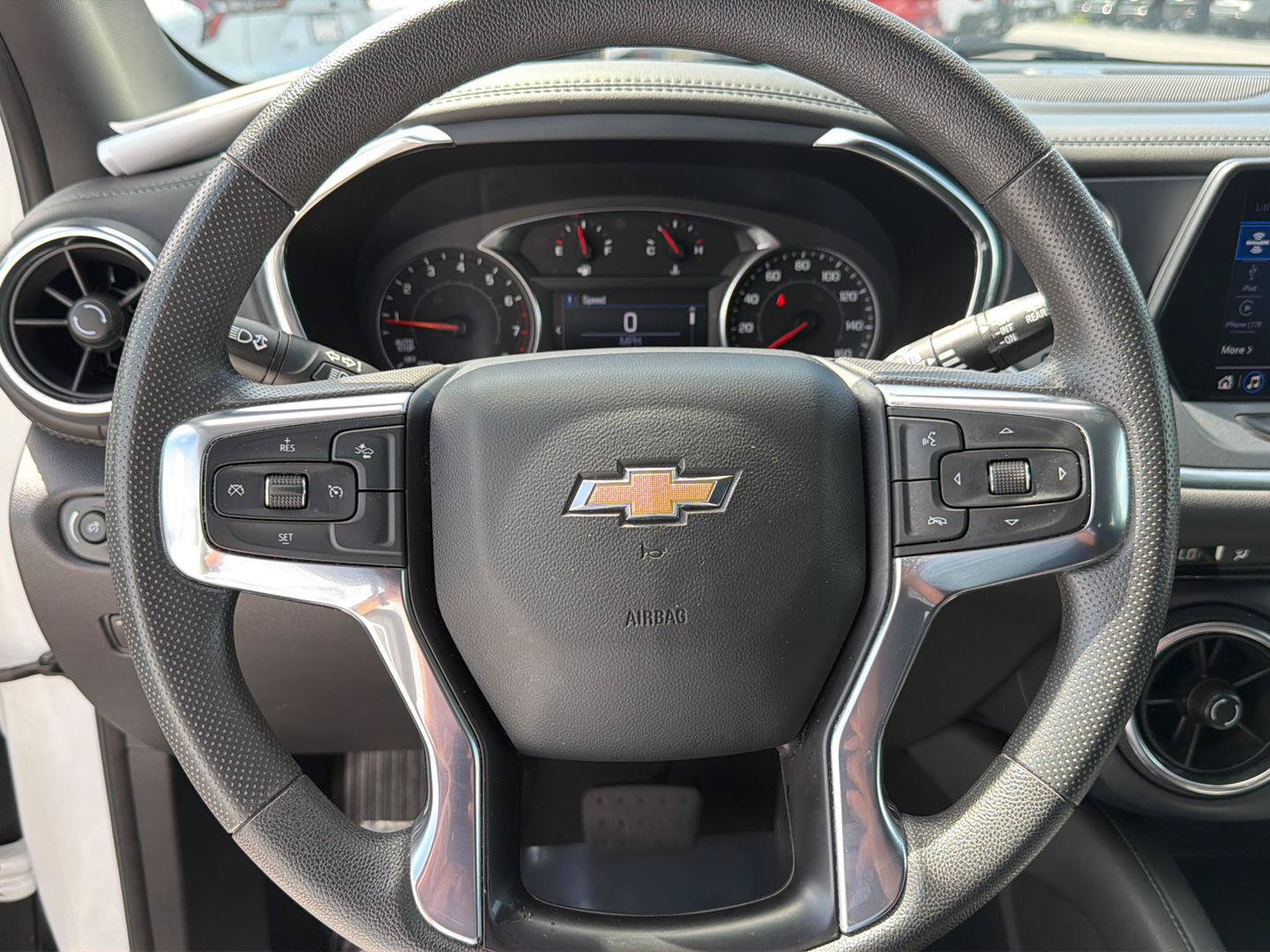 Used 2022 Chevrolet Blazer LT FWD image 19