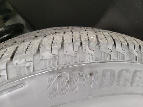 Certified 2023 Chevrolet Traverse LT image 4