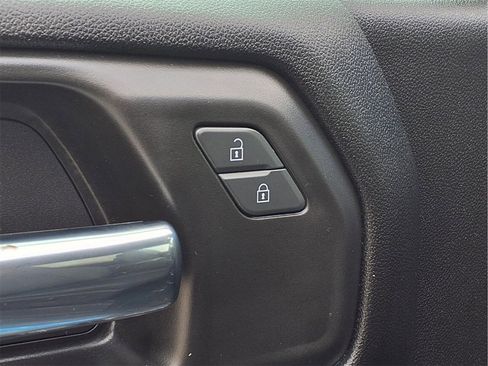 Used 2024 Chevrolet Silverado 1500 Custom image 14
