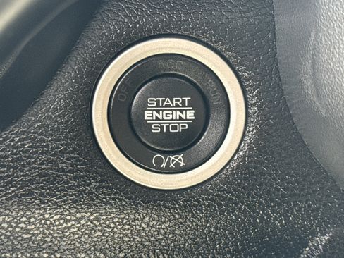 Used 2024 RAM 2500 Big Horn image 22