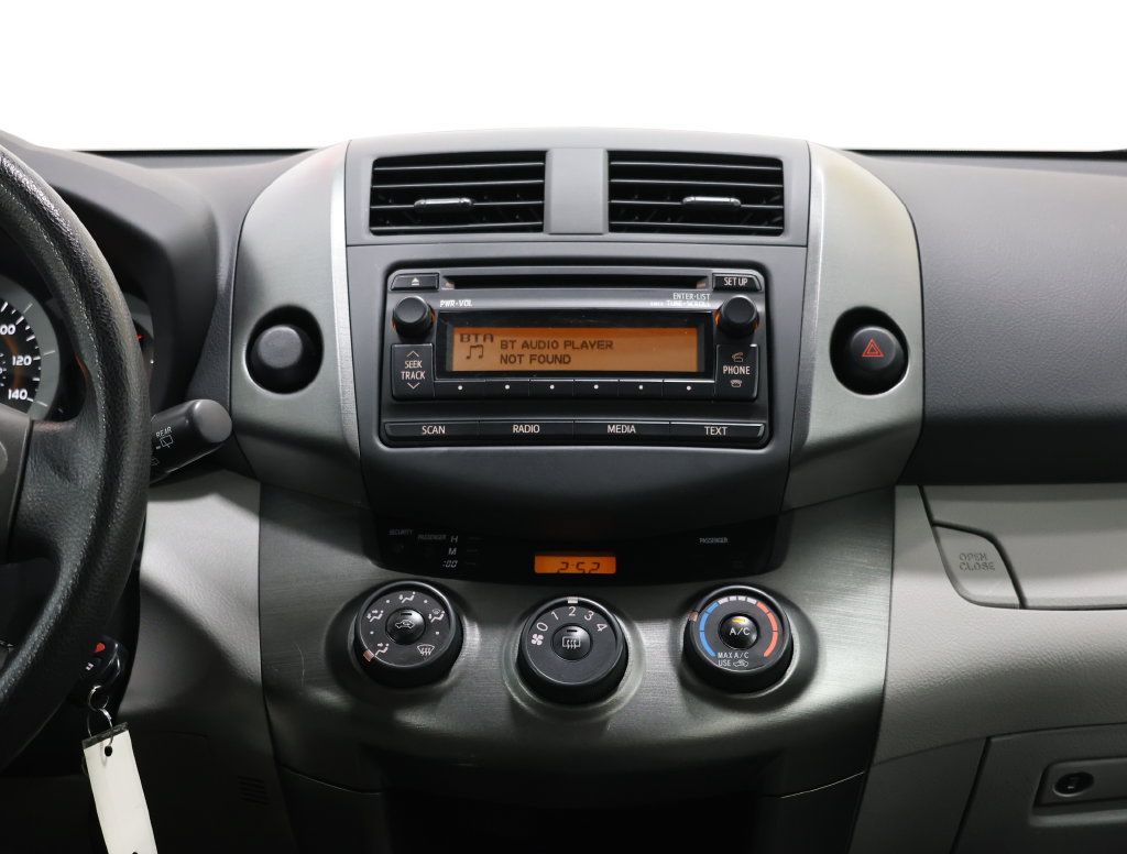 Used 2012 Toyota RAV4 FWD w/ Value Pkg image 19