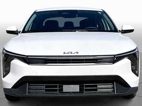 Used 2025 Kia K4 LXS image 4