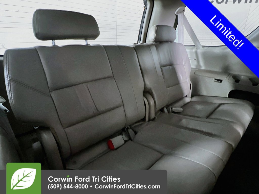 Used 2006 Toyota Sequoia Limited AWD/4WD image 16