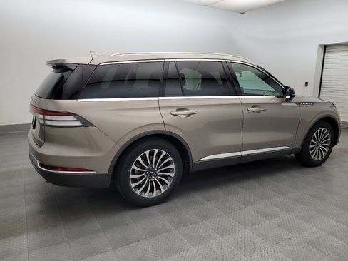Used 2020 Lincoln Aviator Reserve w/ Equipment Group 201A RWD image 10