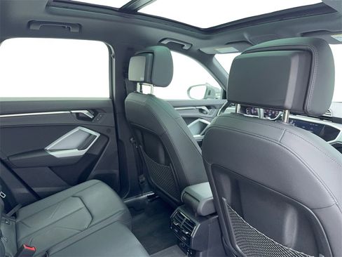 Used 2022 Audi Q3 2.0T Premium image 49