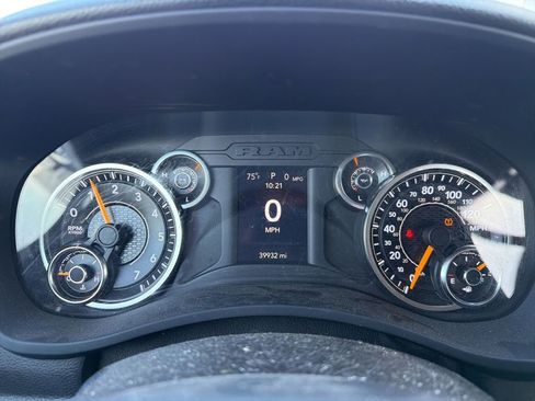 Used 2019 RAM 2500 Tradesman image 12