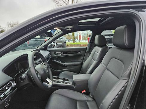 Used 2025 Honda Civic Sport Touring image 24