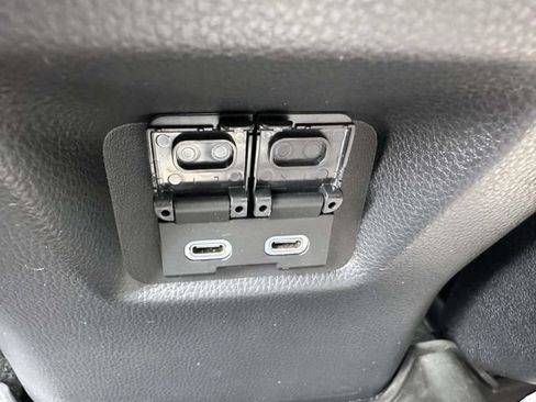 Used 2023 Toyota RAV4 XLE Premium AWD/4WD image 19