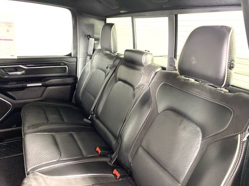 Used 2019 RAM 1500 Laramie w/ Sport Appearance Package AWD/4WD image 32