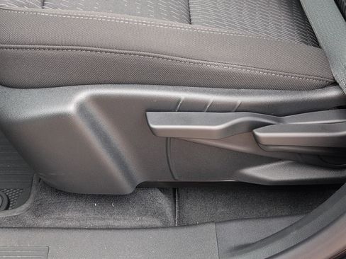 New 2026 Chevrolet Equinox LT w/ Safety and Technology Package FWD image 15