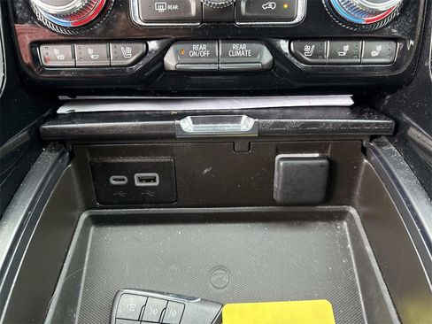 Used 2024 GMC Yukon Denali w/ Max Trailering Package image 19