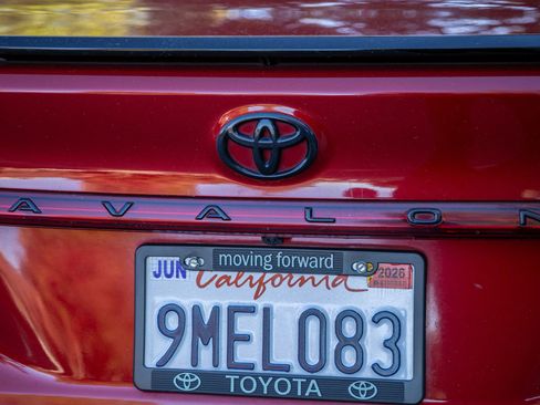 Used 2020 Toyota Avalon TRD image 16