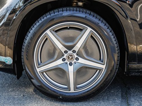 Certified 2023 Mercedes-Benz EQS 580 4MATIC SUV image 9