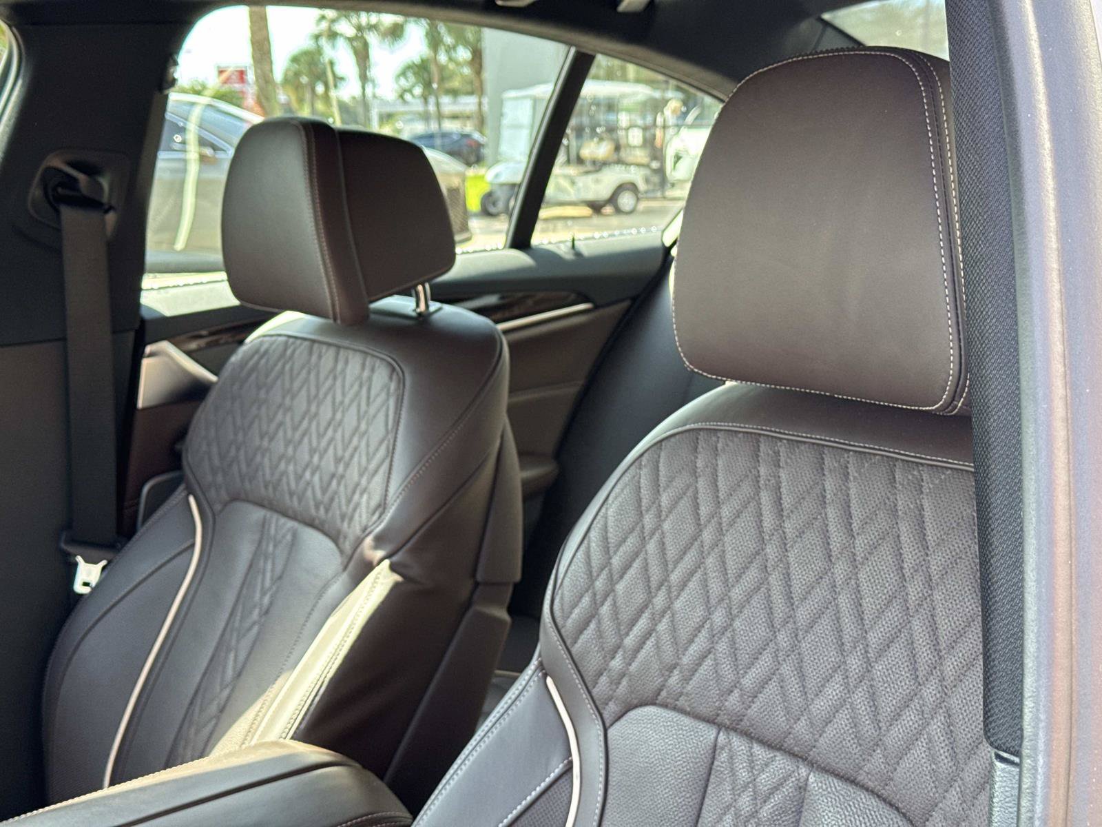 Used 2019 BMW 540i RWD image 14