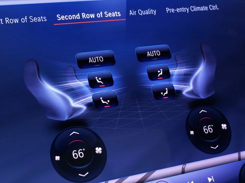 Used 2023 Mercedes-Benz EQS 580 4MATIC SUV image 63