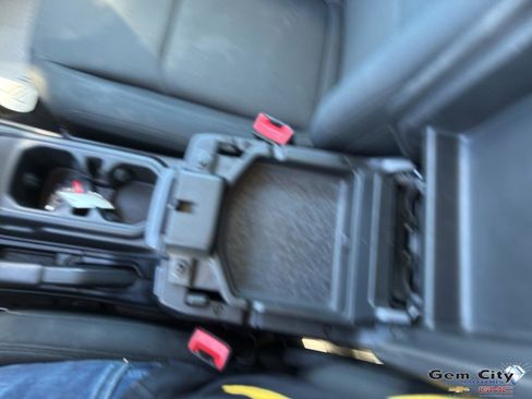 Used 2020 Jeep Wrangler Unlimited Sport S image 22