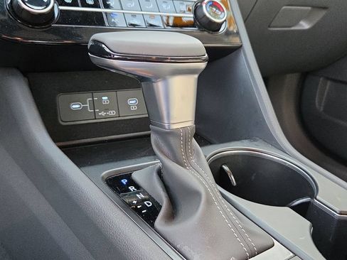Used 2025 Hyundai Sonata SE FWD image 20