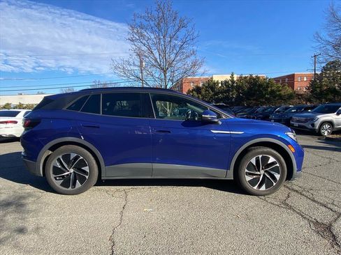 Used 2021 Volkswagen ID.4 Pro S image 2