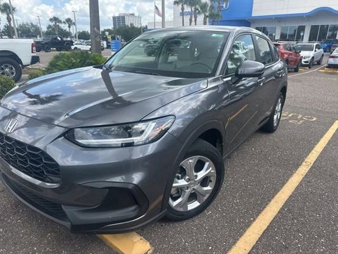 Used 2024 Honda HR-V LX image 3