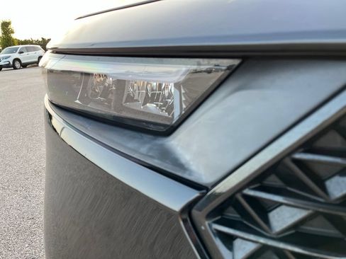 Certified 2023 Honda Accord LX image 13
