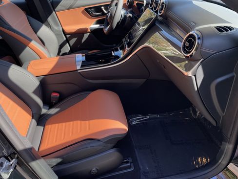 New 2026 Mercedes-Benz GLC 43 AMG 4MATIC image 43