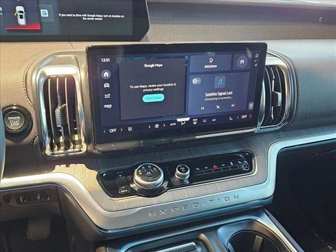 New 2025 Ford Expedition Platinum w/ Platinum Ultimate Package image 11